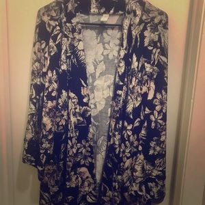 Cato women’s size large kimono style cardigan.